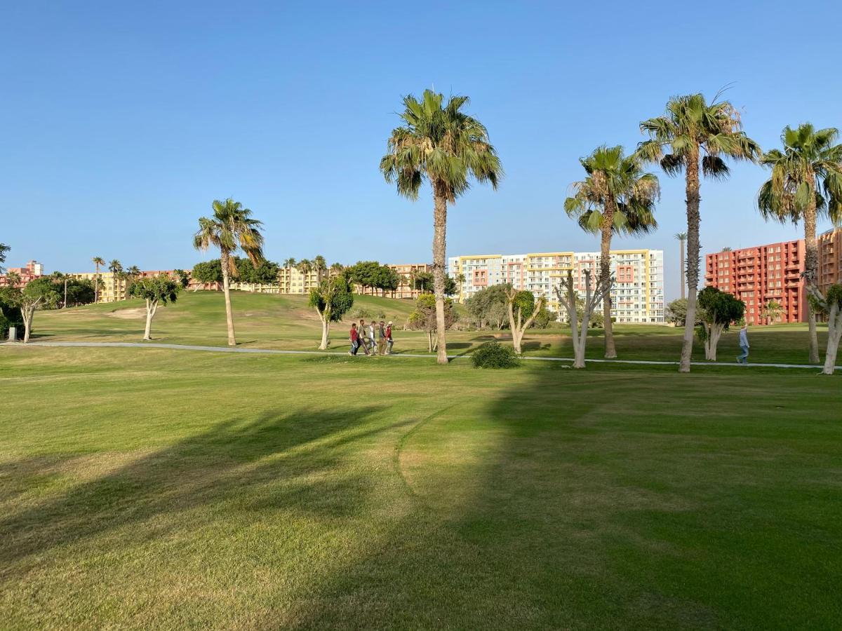 Porto Golf Marina Aqua Park & Beach Access By Best Of Bedz El-Alamein Eksteriør billede